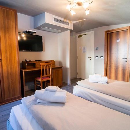 Hotel Saligari Verceia Екстериор снимка
