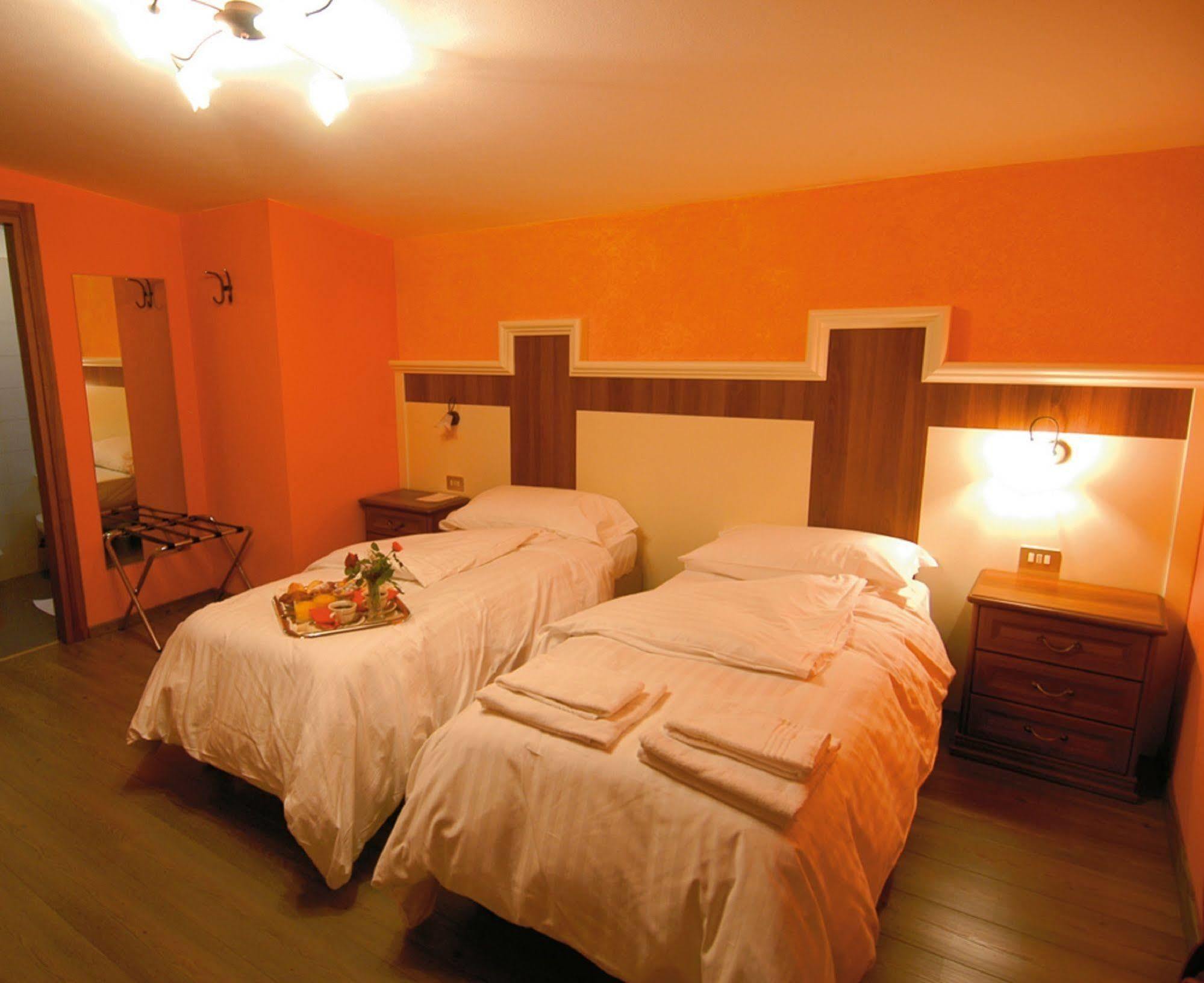 Hotel Saligari Verceia Екстериор снимка